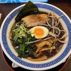 入間ブラック　麺硬め　880円