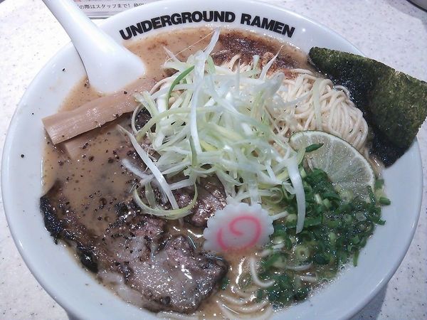 「拉麺」@TOKYO UNDER GROUND RAMEN 頑者の写真