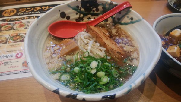 「醤油ラーメン」@一骨麺 知多店の写真