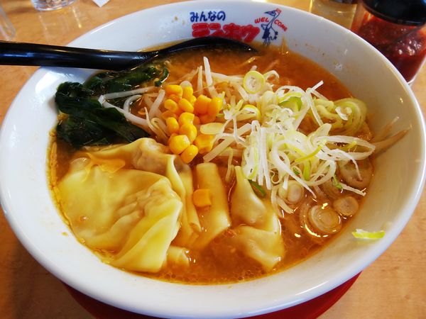 「【限定】味噌ワンタンメン」@テンホウ 松本渚店の写真