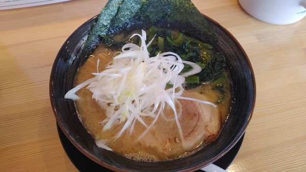 「こってりネギらーめん　ほうれん草トッピング」@中華そば 朧月夜の写真