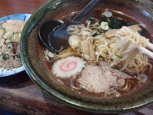 「ラーメン＋半チャーハン(850)」@皆楽亭の写真