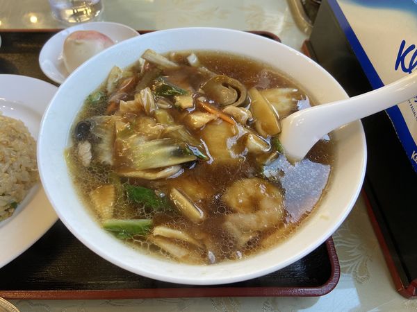 「五目タンメンと半チャーハン(980円)」@中華料理 生香源の写真