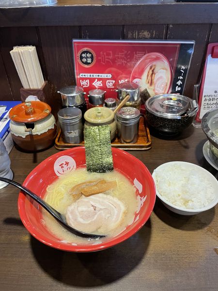「百歩ラーメン＋半ライス」@百歩ラーメン 川口店の写真