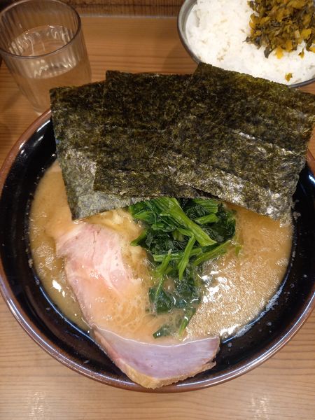 「ラーメン(中)￥850」@家系らーめん 武将家 外伝の写真
