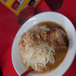 ミニラーメン（800）麺75g 生卵（50）