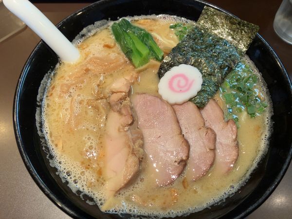 「焼豚白湯そば　1050円」@おおぜき中華そば店の写真