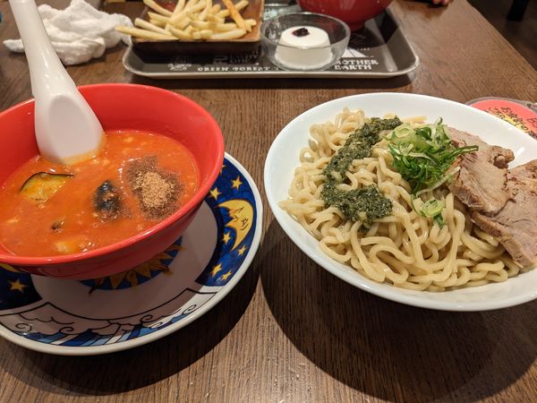 「濃厚トマトつけめん（大盛り）」@太陽のトマト麺Next サンシャインシティ店の写真