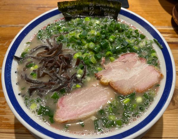 「ねぎらーめん アブラヌキ（はりがね〜はりがね〜はりがね）」@博多長浜らーめん 田中商店の写真