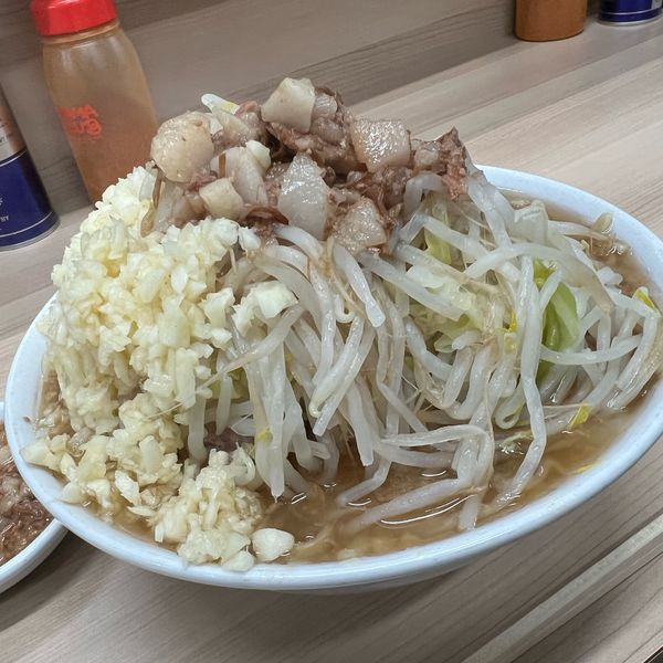 「ラーメン300g  ヤサイアブラ増し、ニンニク増し増し」@ラーメン荘 歴史を刻め 世田谷店の写真