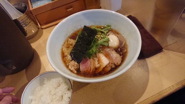 「特製醤油らーめん」@饗 くろ㐂の写真