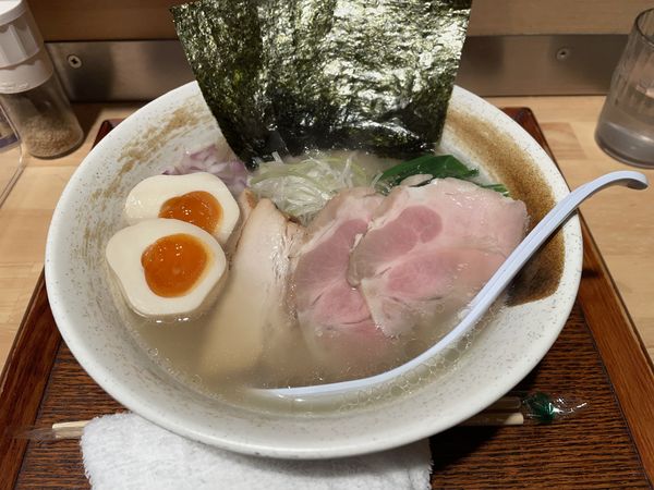 「特製 塩らぁ麺」@貝出汁らぁ麺 みぎわの写真