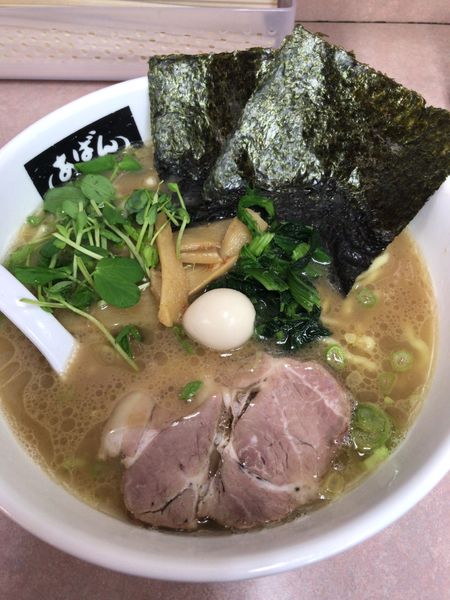「ラーメン」@横浜ラーメン あばん 上尾西口駅前店の写真