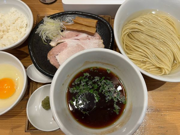 「醤油つけ麺（大葉油）」@麺屋鈴春の写真