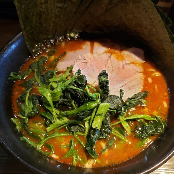 「美辛ラーメン2辛、のりトッピング」@ラーメン 萩原家 藤沢店の写真