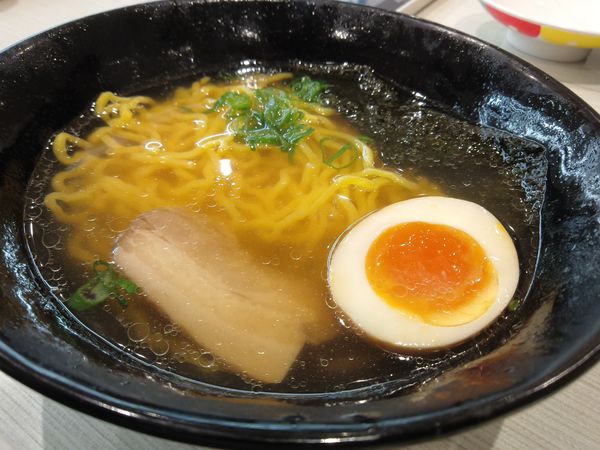 「貝節塩ラーメン　４１８円」@はま寿司 ポンテポルタ千住店の写真