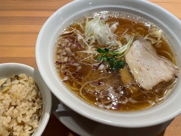 「貝出汁醤油そば」@貝出汁中華そば ヤスモリの写真