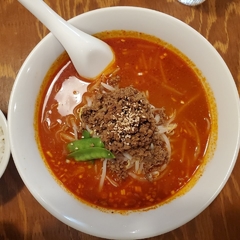 青山 麺飯坊の画像