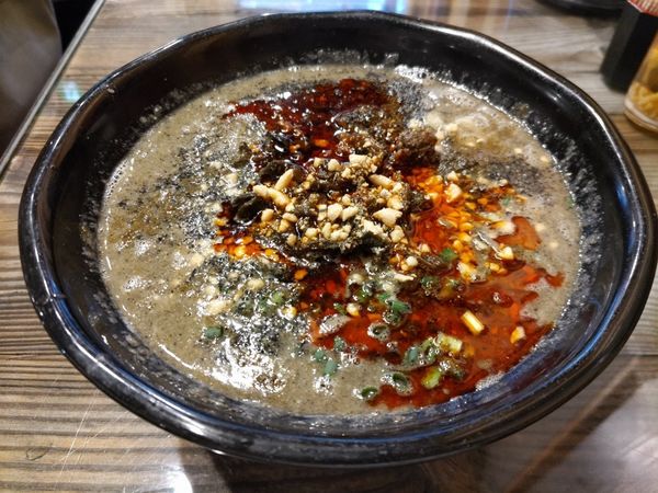 「四川担々麺（オリジナルブレンド）・辛2＆痺2」@四川担々麺 ななつぼし 新橋店の写真