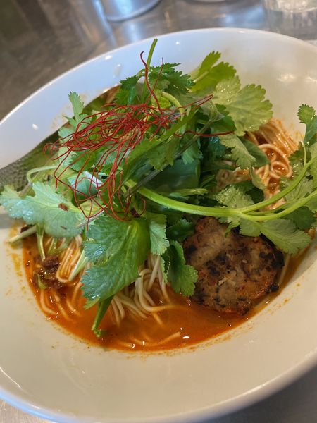 「トムヤムソバ(大)」@BASSANOVAの写真