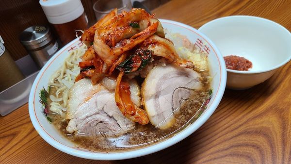 「ラーメン タマネギキムチ」@ラーメン二郎 亀戸店の写真