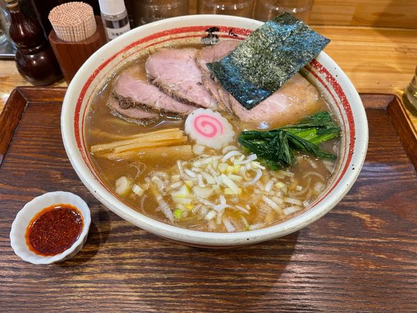 「ラーメン中＋追加チャーシュー＋小鬼」@人形町 兎屋の写真