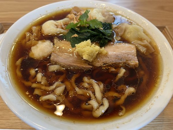 「ワンタン付 生姜醤油らーめんRX」@あはれの写真