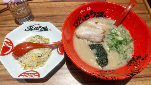 「元味らーめん（背脂普通）820円」@ラー麺 ずんどう屋 鳥取湖山店の写真