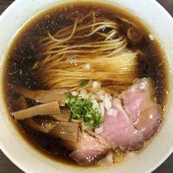 中華そば　750円