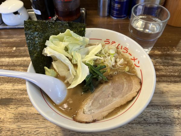 「うまいラーメン　ミニ」@松福 長浜海岸店の写真