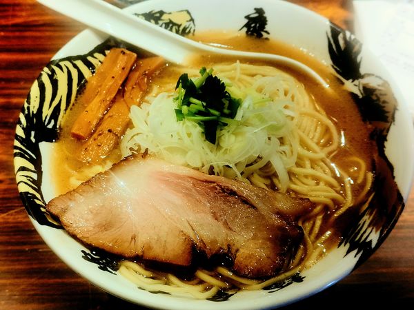 「ら〜麺」@麺屋武蔵 鷹虎の写真