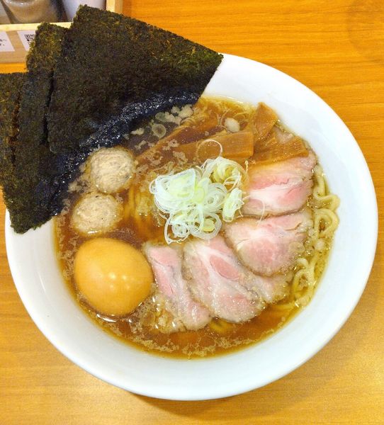 「全部のせ醤油らーめん 1350円」@しののめヌードルの写真