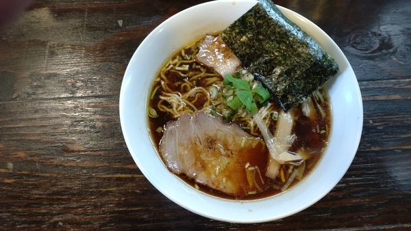 「醤油中華そば」@中華そば こむぎの写真