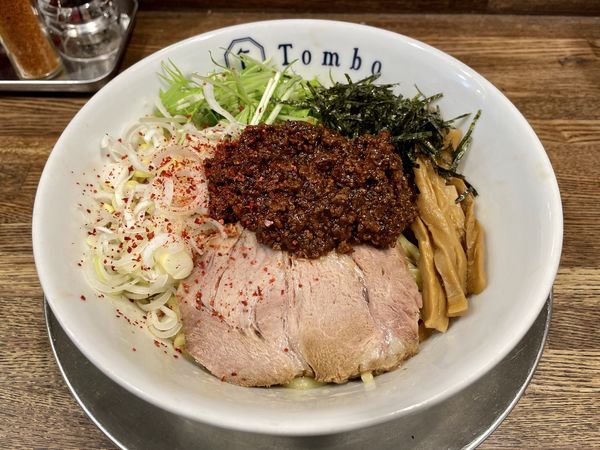 「サッポロラガービール 赤星 → 辛まぜソバ ＋ 皮ワンタン」@Tomboの写真