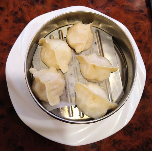 「蒸し餃子」@氷花餃子 小田原店の写真