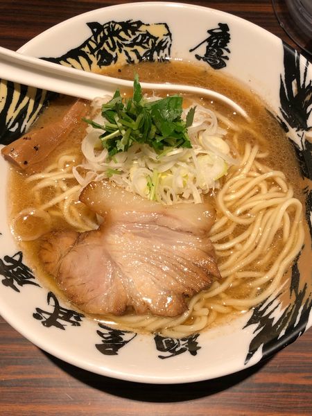 「ら〜麺」@麺屋武蔵 鷹虎の写真