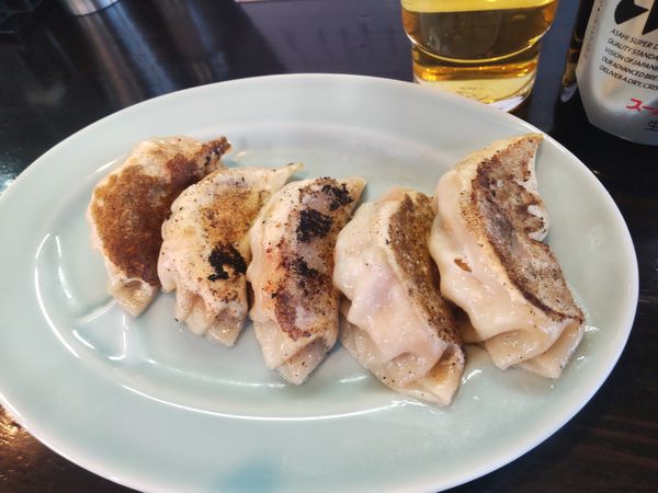 「ギョーザ（5個入り）380円」@麺や 笑 ～Sho～の写真