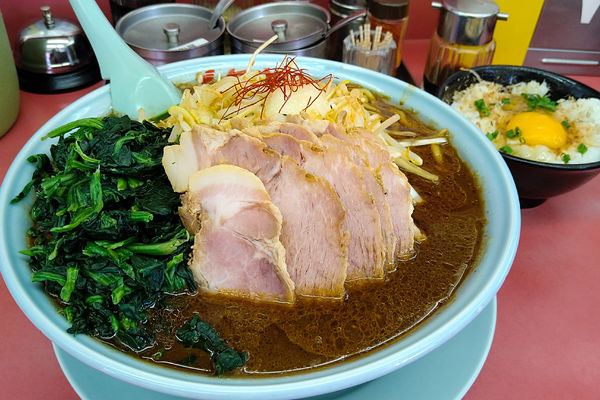 「限定/熟成味噌もやしラーメン+大大+玉子かけご飯　他」@ラーメン山岡家 瑞穂店の写真