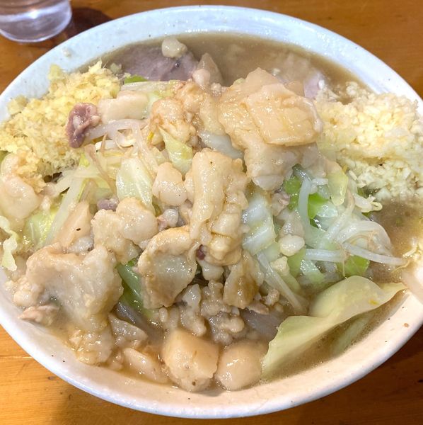「ラーメン（少なめ）900円」@ラーメン 滋悟郎の写真
