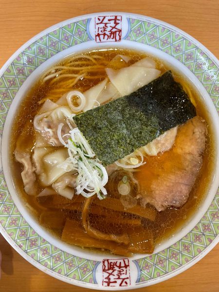 「ワンタンメン」@支那そば 一力の写真