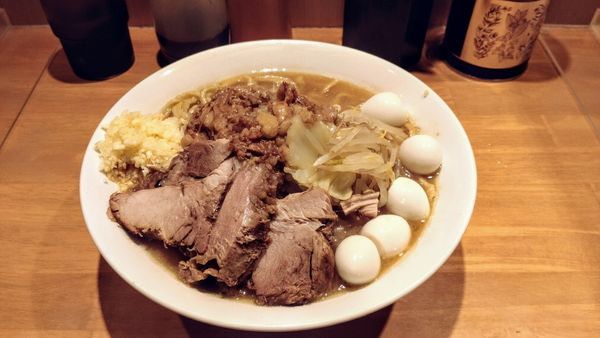 「ラーメン小（＋うずら）」@麺屋 神工の写真