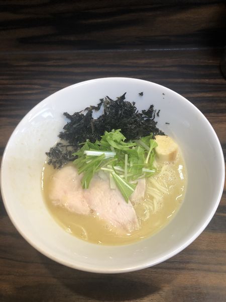 「【限定】ホロホロ鳥出汁鶏白湯¥1,100」@中華そば 梟の写真