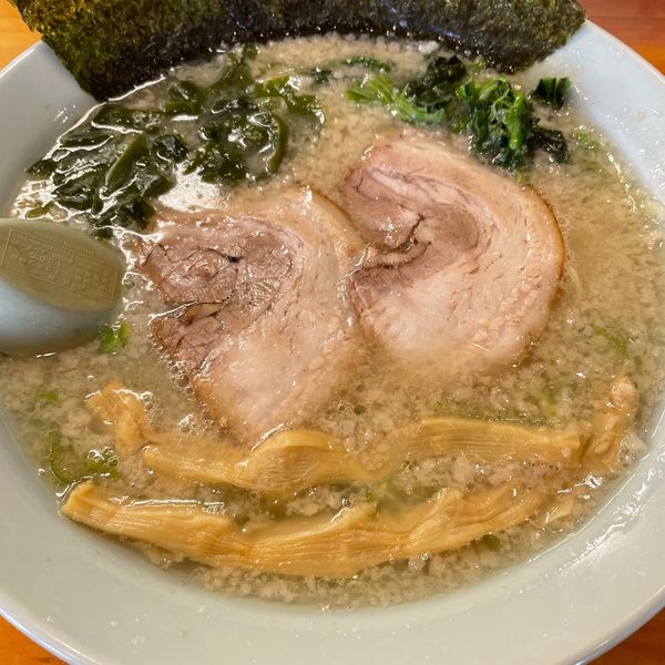 「正油ラーメン（半麺）」@ラーメンショップ 足利50号店の写真