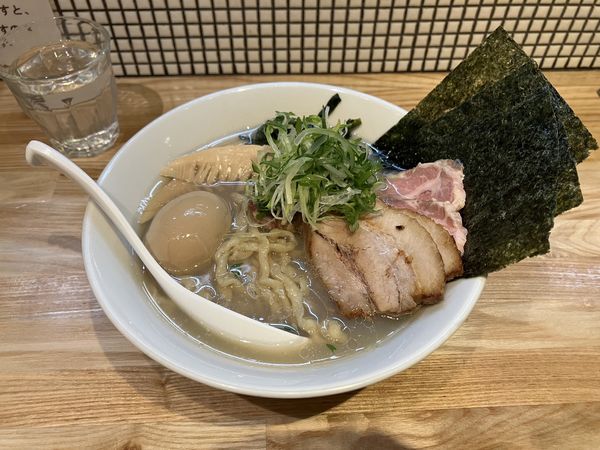 「貝塩ラーメン全部のせ」@らーめん 改の写真