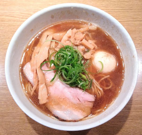 「魚介醤油ラーメン(並)＋味玉」@中華そば 桃李の写真