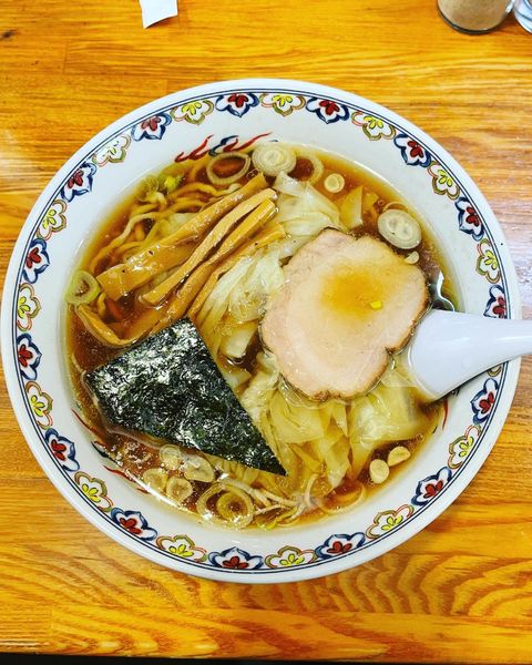 「ワンタン麺」@春木屋 荻窪本店の写真
