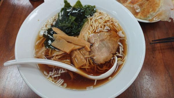 「醤油ラーメン500円」@歓迎の写真