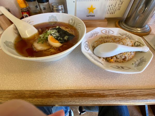 「ラーメン＋半チャーハン　セット」@中華料理 萬福亭の写真