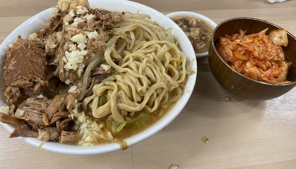 「限定 味噌+チーズ+キムチ 1100+50+100」@ラーメン荘 歴史を刻め 世田谷店の写真