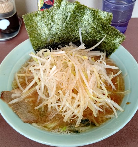 「ラーメン並」@本牧家 本店の写真